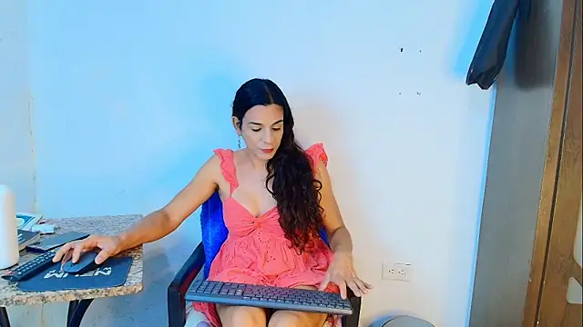 Oh Tique online show from 01-10-26, 12:39