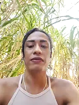 Snapshot of Ts_veryhot chatting on 07-14-26, 10:05 Ts veryhot online show from 07-14-26, 10:05