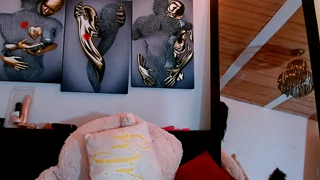 Maidi  online show from 03-07-25, 01:51