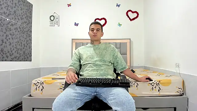 simookeler online show from 10-23-25, 01:15