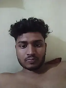 Snapshot of heartless__95 chatting on 07-04-26, 02:43 heartless 95 online show from 07-04-26, 02:43