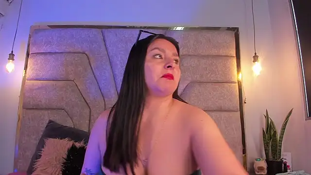 EmaJames25 online show from 02-07-26, 08:06