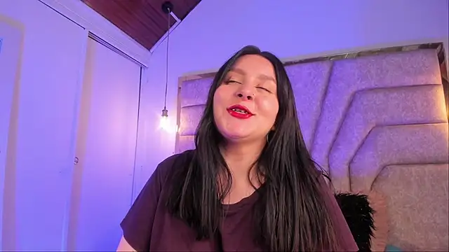 EmaJames25 online show from 11-28-25, 06:41