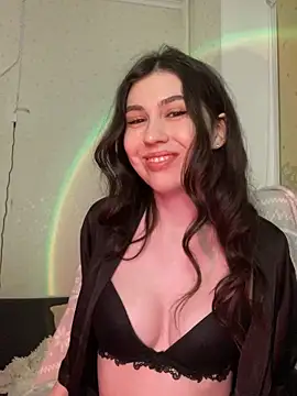 Snapshot of LushLuna chatting on 12-21-24, 02:47 LushLuna online show from 12-21-24, 02:47