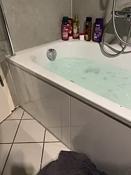 SunnyWild online show from 02-12-25, 10:59