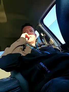 Snapshot of Bigtater1999 chatting on 02-10-26, 01:10 Bigtater1999 online show from 02-10-26, 01:10