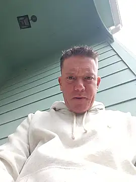 Snapshot of Bigtater1999 chatting on 01-18-26, 07:17 Bigtater1999 online show from 01-18-26, 07:17