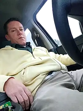 Snapshot of Bigtater1999 chatting on 12-02-25, 12:40 Bigtater1999 online show from 12-02-25, 12:40