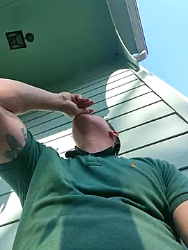 Bigtater1999 online show from 03-09-26, 09:07