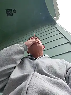 Snapshot of Bigtater1999 chatting on 03-02-26, 10:27 Bigtater1999 online show from 03-02-26, 10:27