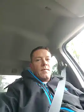 Snapshot of Bigtater1999 chatting on 12-18-25, 08:12 Bigtater1999 online show from 12-18-25, 08:12