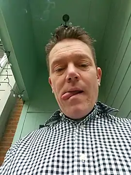 Snapshot of Bigtater1999 chatting on 02-15-26, 07:13 Bigtater1999 online show from 02-15-26, 07:13