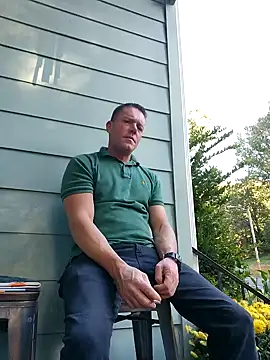 Snapshot of Bigtater1999 chatting on 10-04-25, 09:49 Bigtater1999 online show from 10-04-25, 09:49