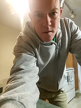 Snapshot of Bigtater1999 chatting on 02-05-26, 11:00 Bigtater1999 online show from 02-05-26, 11:00