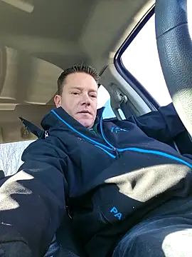 Snapshot of Bigtater1999 chatting on 02-02-26, 07:35 Bigtater1999 online show from 02-02-26, 07:35