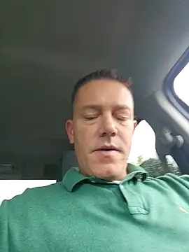 Snapshot of Bigtater1999 chatting on 09-27-25, 11:38 Bigtater1999 online show from 09-27-25, 11:38