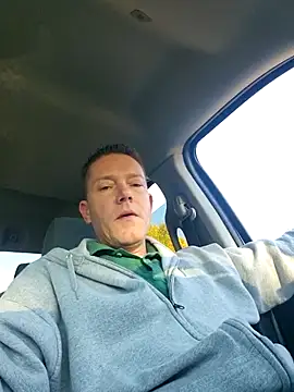 Snapshot of Bigtater1999 chatting on 11-06-25, 12:42 Bigtater1999 online show from 11-06-25, 12:42