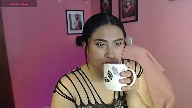 bunnyemilyrose36 online show from 09-15-25, 03:23