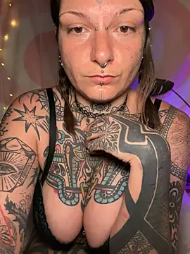 lizzardqueeen online show from 03-15-26, 12:06