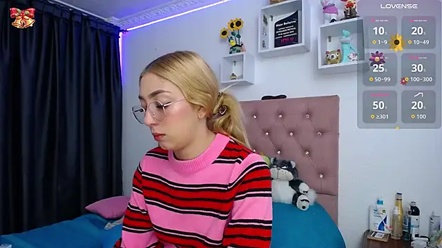 Soffy-brooks online show from 10-25-25, 05:06