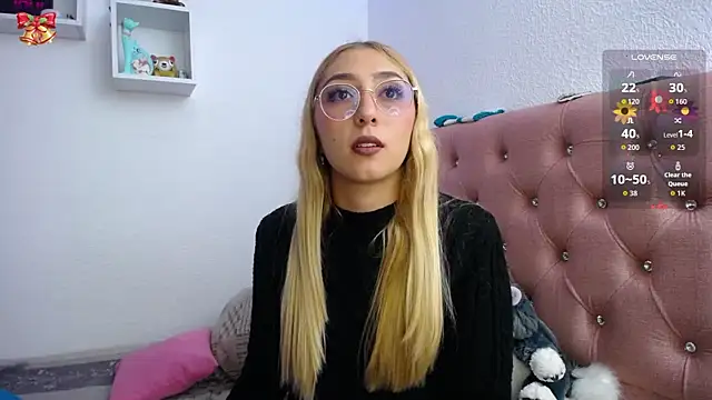 Soffy-brooks online show from 11-12-25, 03:32