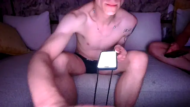 Snapshot of XltwinkBoy chatting on 04-26-26, 12:46 XltwinkBoy online show from 04-26-26, 12:46