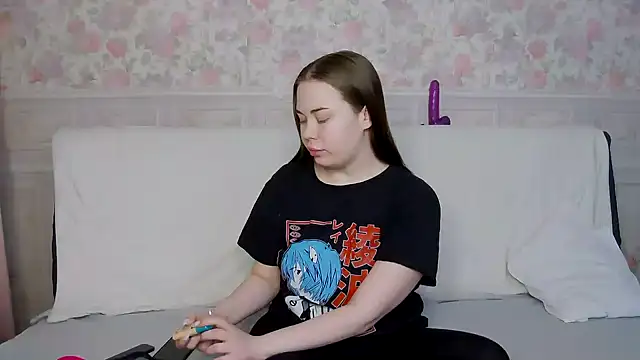 BettyCherryX online show from 12-19-24, 12:13