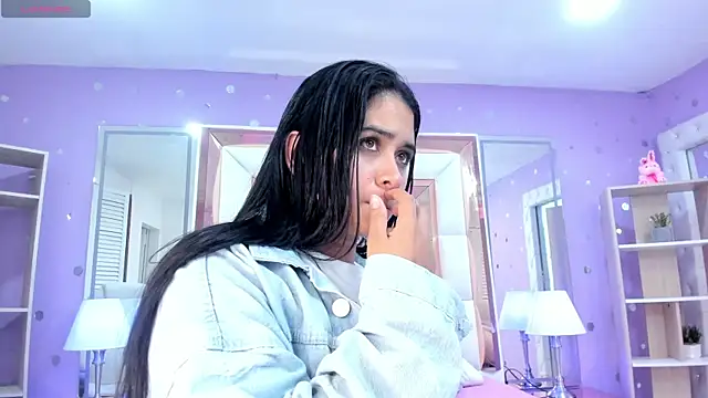 Snapshot of scarlette_15_ chatting on 04-02-26, 03:13 scarlette 15 online show from 04-02-26, 03:13