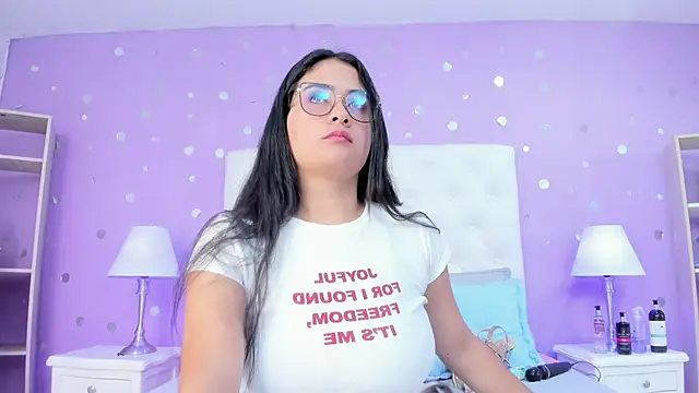 Snapshot of scarlette_15_ chatting on 02-04-26, 03:12 scarlette 15 online show from 02-04-26, 03:12