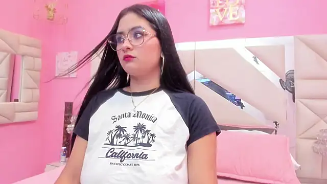 Snapshot of scarlette_15_ chatting on 04-03-26, 07:42 scarlette 15 online show from 04-03-26, 07:42