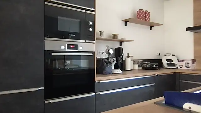 unconnudu21000 online show from 11-27-25, 11:43