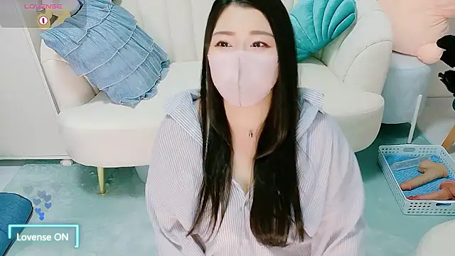Snapshot of yukinko_o_ chatting on 07-15-26, 01:40 yukinko o online show from 07-15-26, 01:40