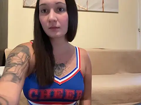 Snapshot of Jennyke66 chatting on 07-20-26, 06:32 Jennyke66 online show from 07-20-26, 06:32