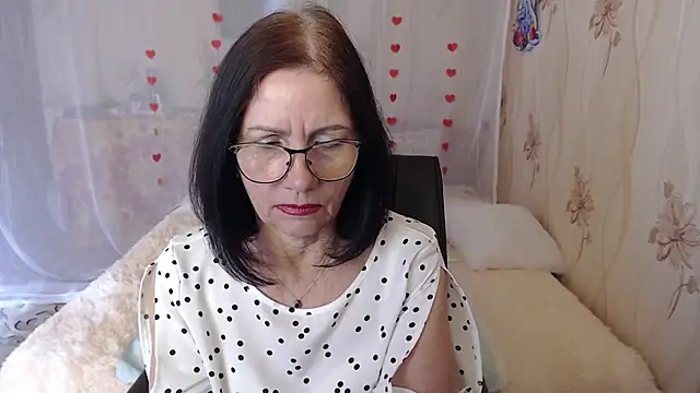 Snapshot of OlgaHottie chatting on 03-22-25, 06:33 OlgaHottie online show from 03-22-25, 06:33