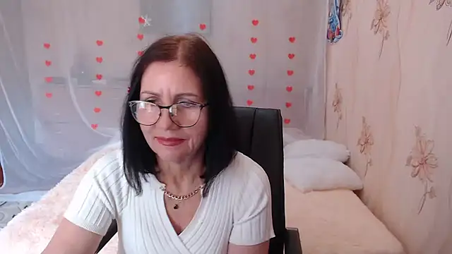 Snapshot of OlgaHottie chatting on 03-05-25, 05:50 OlgaHottie online show from 03-05-25, 05:50