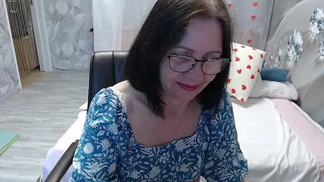 OlgaHottie online show from 06-12-26, 11:35