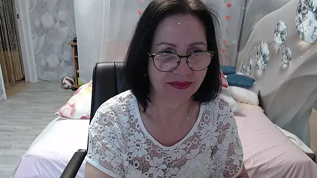 OlgaHottie online show from 04-21-26, 11:44