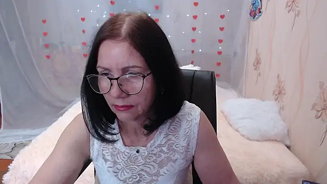 Snapshot of OlgaHottie chatting on 03-10-25, 11:06 OlgaHottie online show from 03-10-25, 11:06