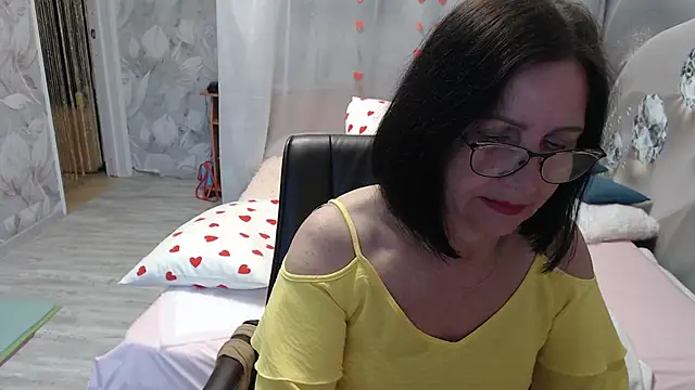 OlgaHottie online show from 05-19-26, 11:45