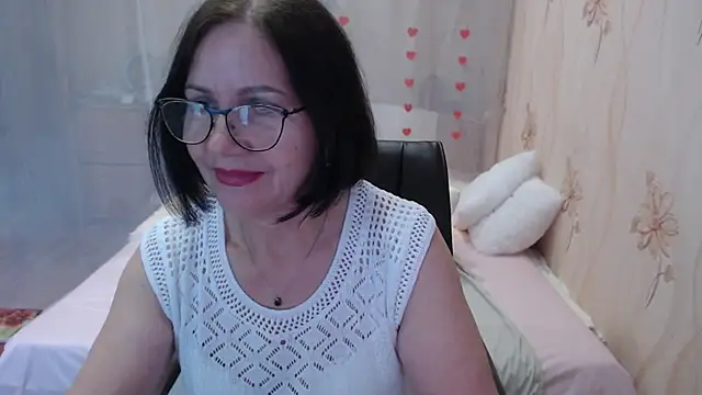Snapshot of OlgaHottie chatting on 09-30-25, 11:33 OlgaHottie online show from 09-30-25, 11:33