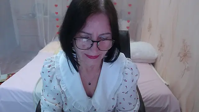 Snapshot of OlgaHottie chatting on 10-09-25, 11:49 OlgaHottie online show from 10-09-25, 11:49