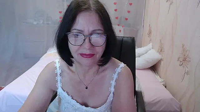 Snapshot of OlgaHottie chatting on 09-29-25, 11:10 OlgaHottie online show from 09-29-25, 11:10