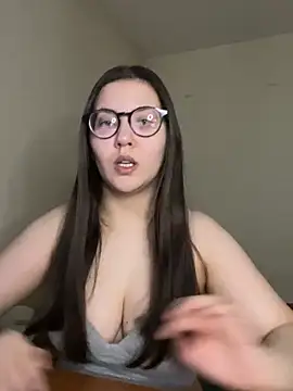 Prudie Gabriella online show from 11-18-25, 09:23