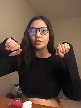 Prudie Gabriella online show from 03-17-25, 04:01