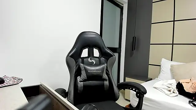 alma fenix online show from 03-04-26, 12:24