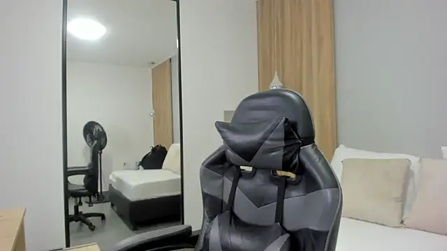 alma fenix online show from 01-10-26, 12:44