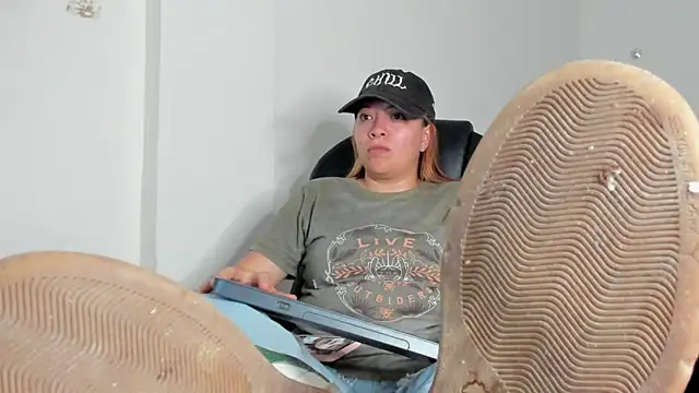 alma fenix online show from 03-27-26, 05:05