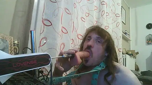 cyril020202 online show from 11-24-25, 07:19