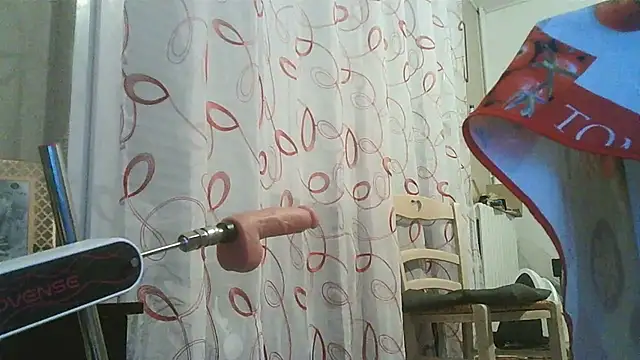 cyril020202 online show from 12-18-25, 11:25