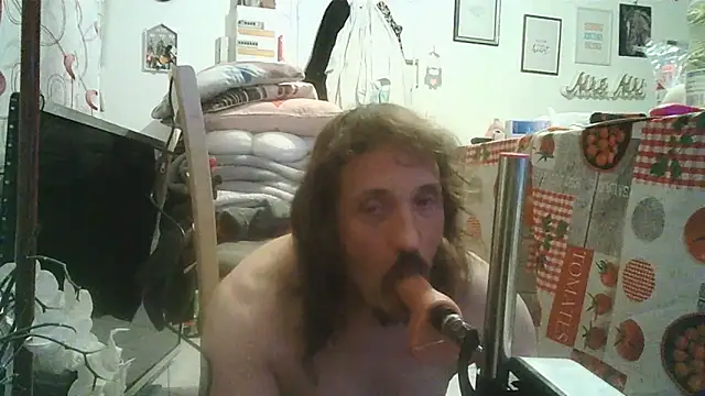 cyril020202 online show from 10-11-25, 08:54